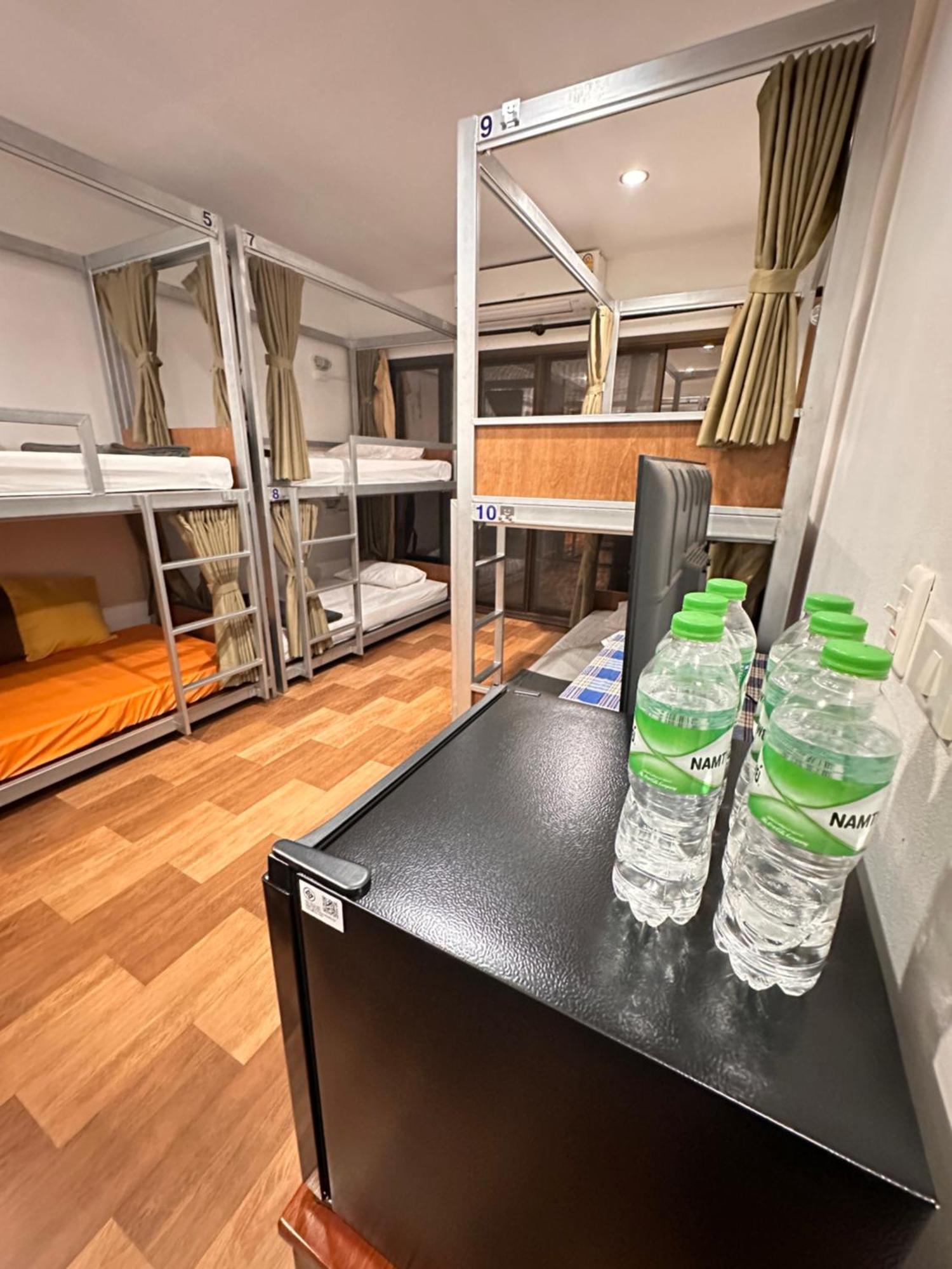 Sleep Soundly By The Sea Hotel Трат Екстериор снимка